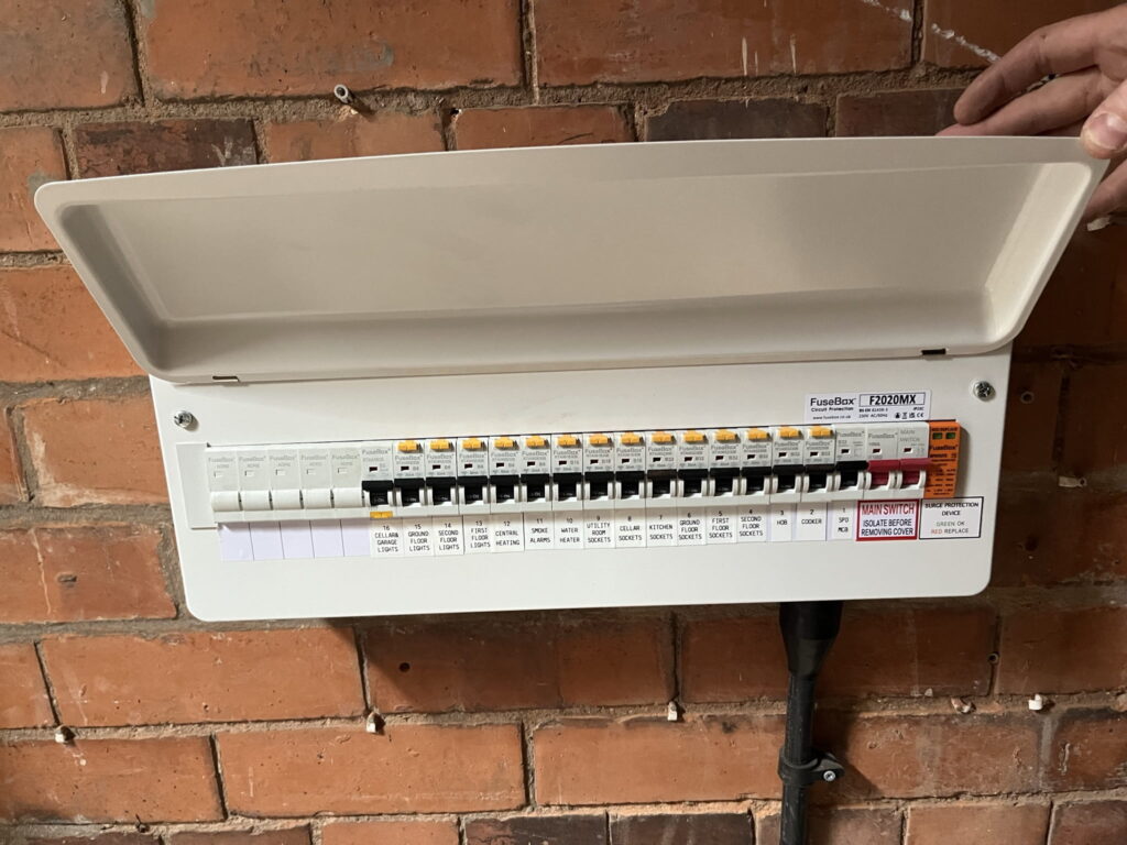 Electric Cal electricians Worksop fitted consumer unit upgrade